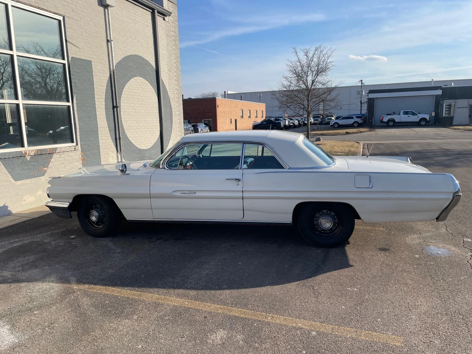 1962 Pontiac Grand Prix 1st Gen - Image 3 of 31