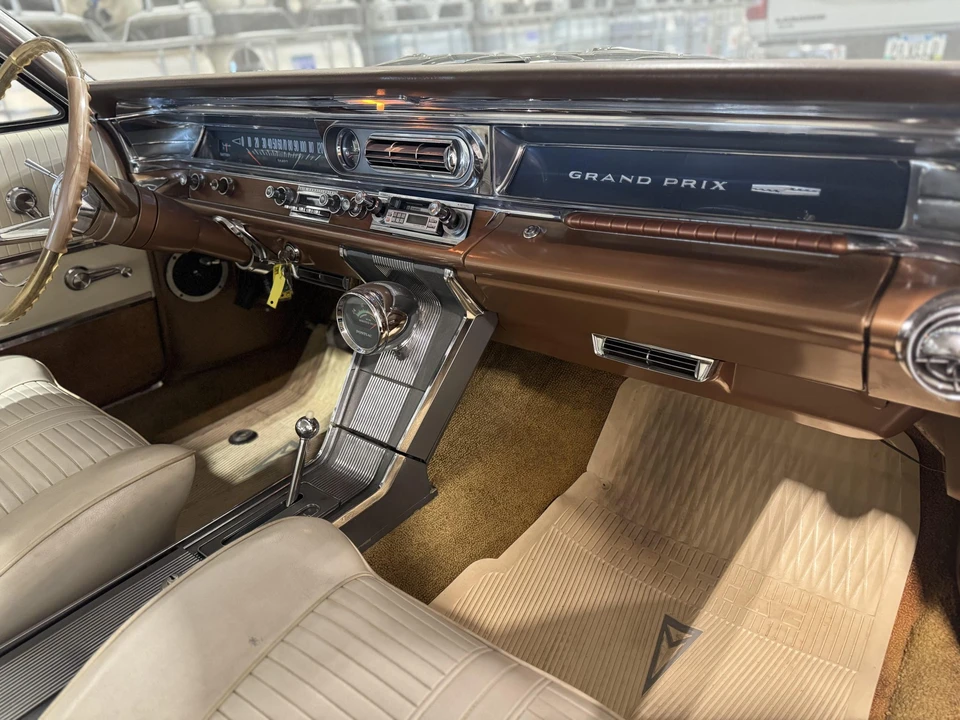 1963 Pontiac Grand Prix 1st Gen - Image 23 of 31