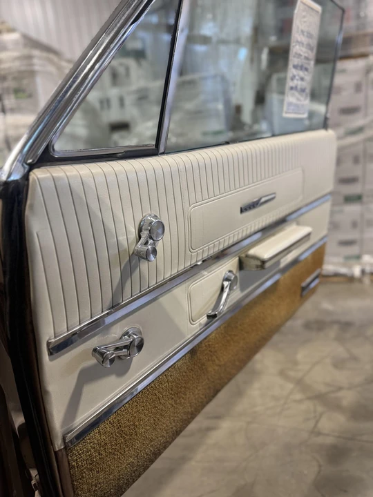 1963 Pontiac Grand Prix 1st Gen - Image 26 of 31