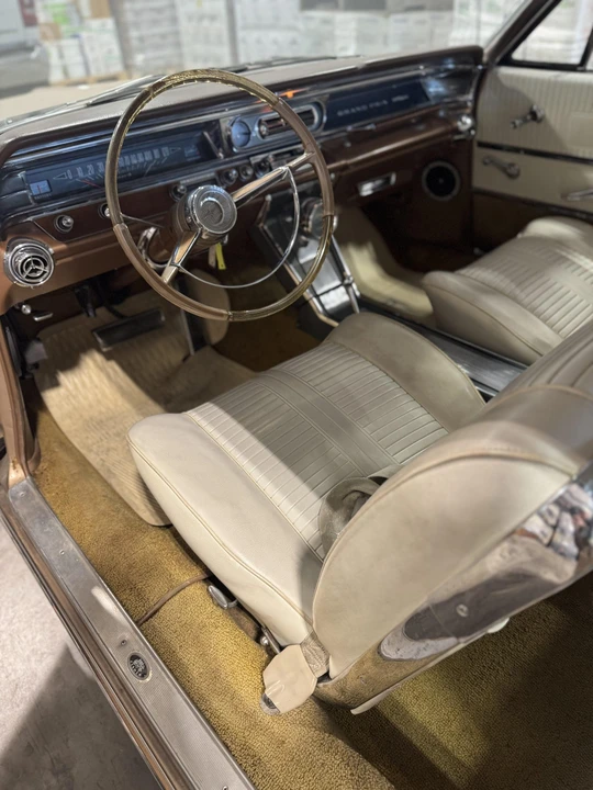 1963 Pontiac Grand Prix 1st Gen - Image 19 of 31