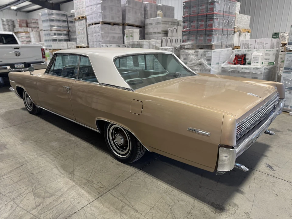 1963 Pontiac Grand Prix 1st Gen - Image 9 of 31