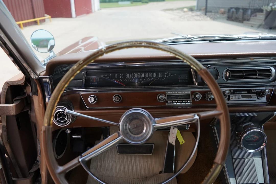 1963 Pontiac Grand Prix 1st Gen - Image 28 of 31
