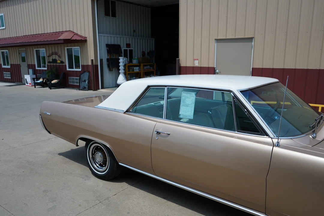 1963 Pontiac Grand Prix 1st Gen - Image 12 of 31