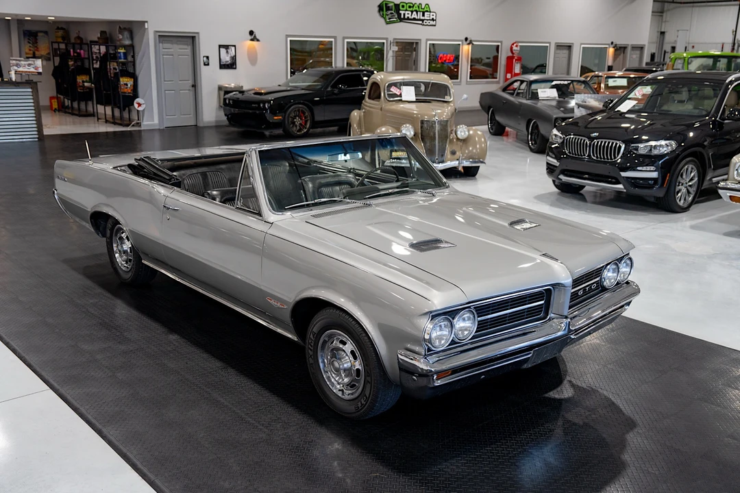 1964 Pontiac Tempest - Image 2 of 31