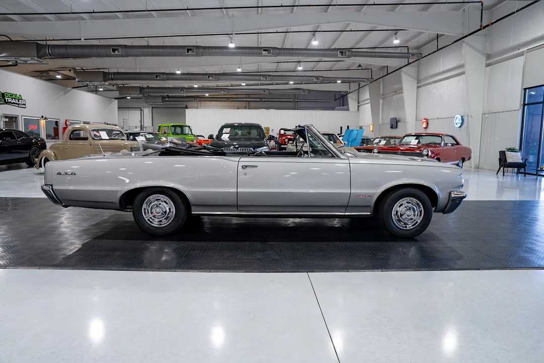 1964 Pontiac Tempest - Image 17 of 31