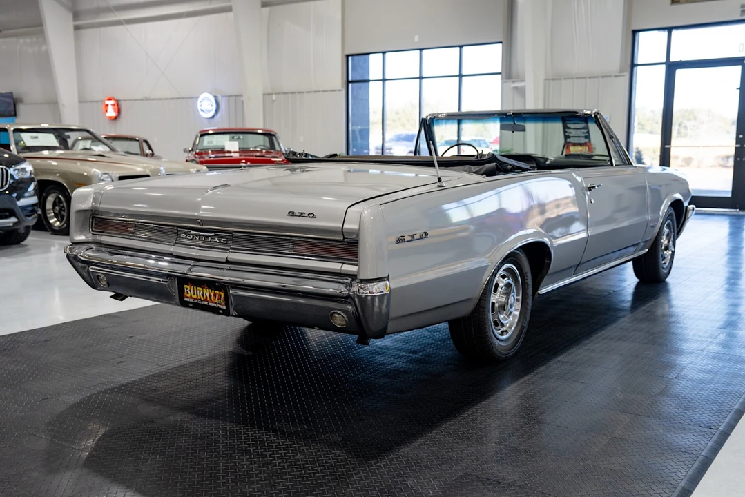 1964 Pontiac Tempest - Image 14 of 31