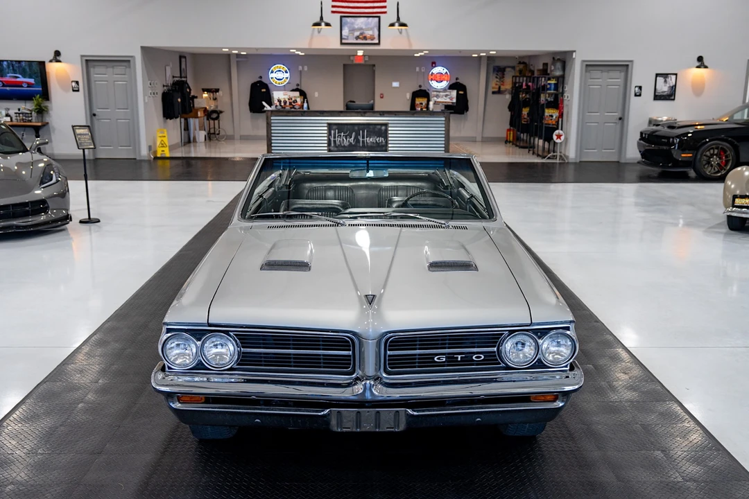 1964 Pontiac Tempest - Image 4 of 31