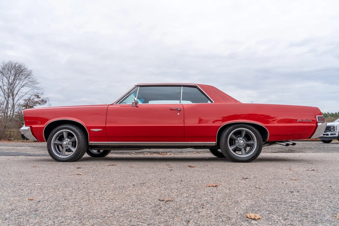 1965 Pontiac GTO 1st Gen - Image 17 of 31