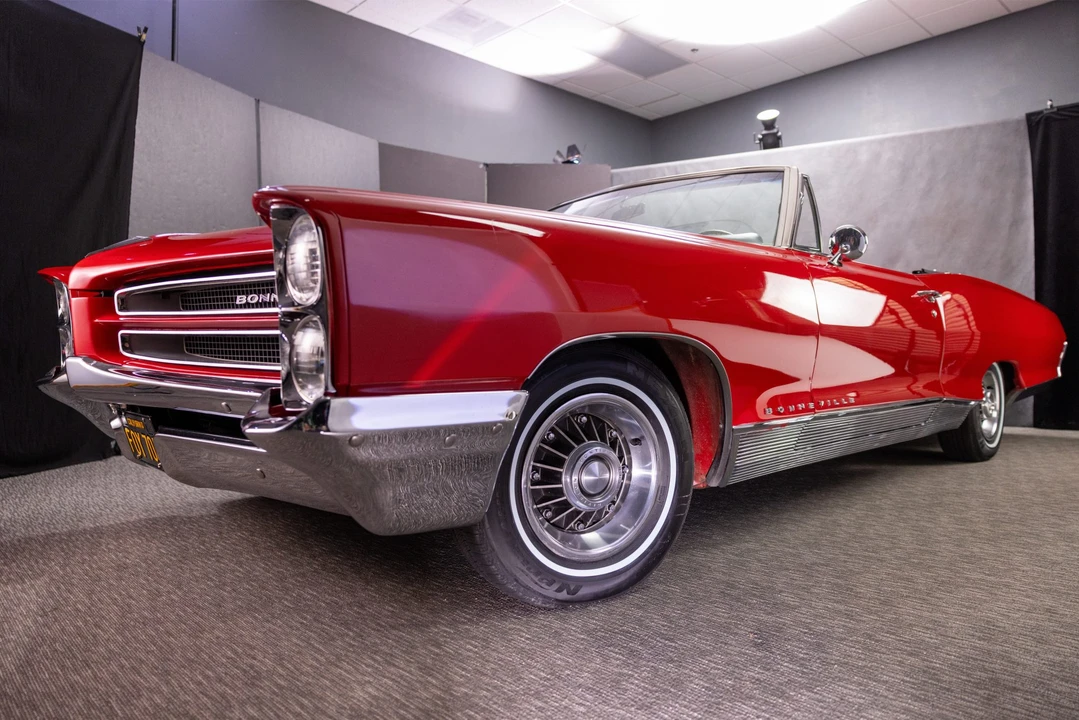 1966 Pontiac - Image 12 of 31