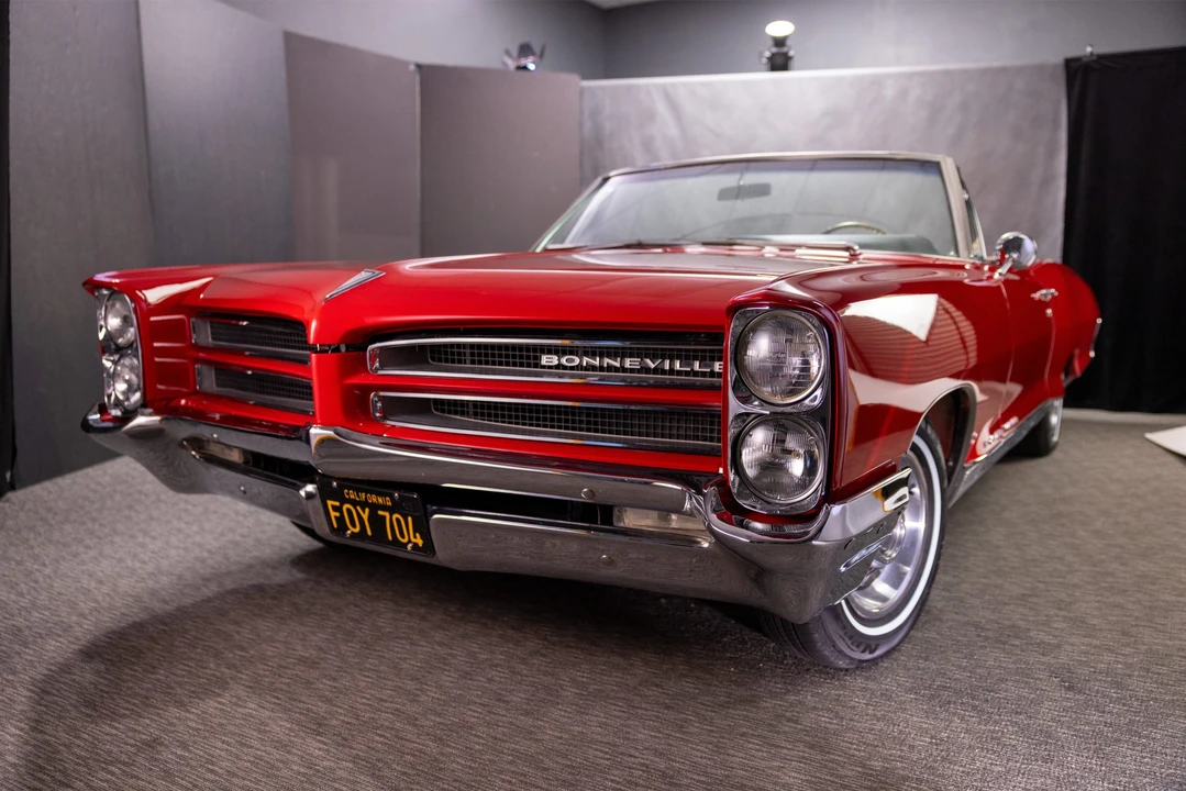 1966 Pontiac - Image 4 of 31