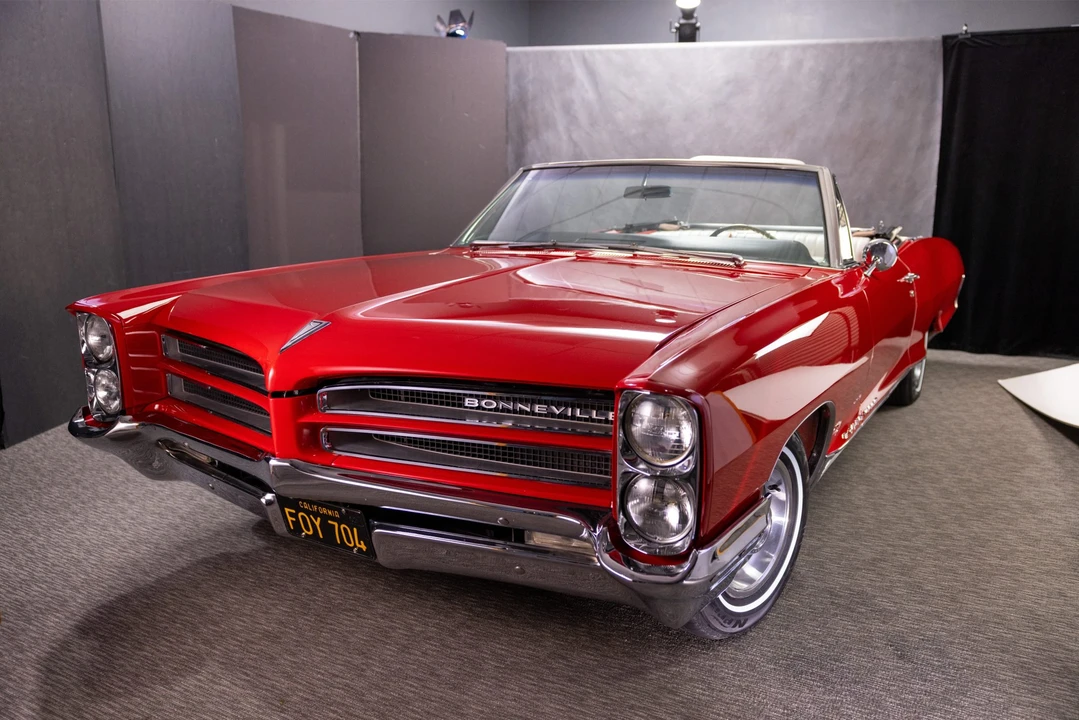 1966 Pontiac - Image 5 of 31