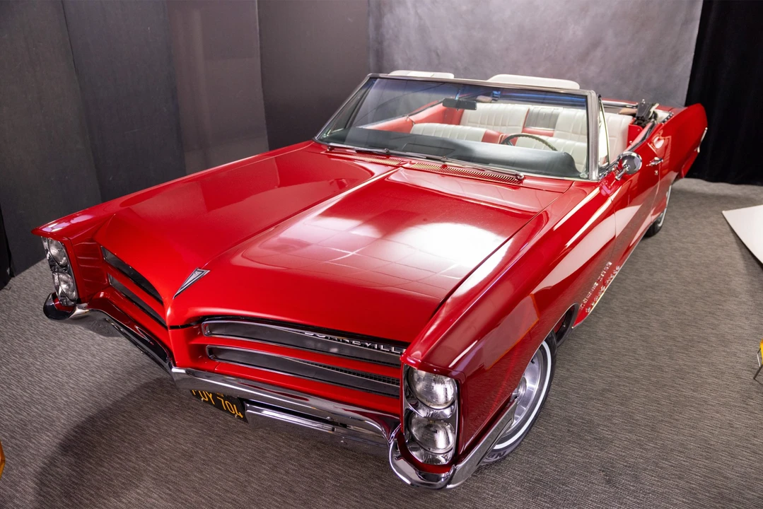 1966 Pontiac - Image 7 of 31