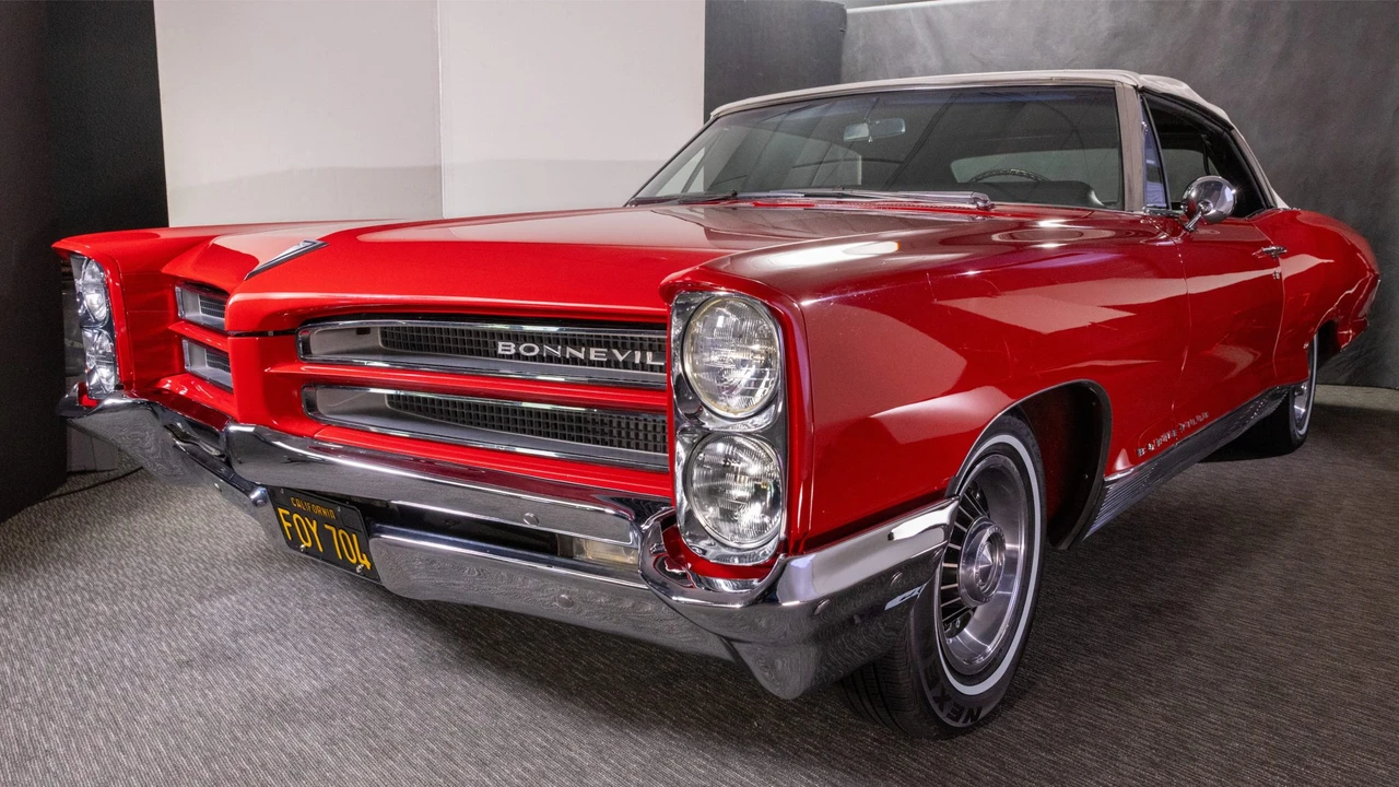 1966 Pontiac - Image 17 of 31