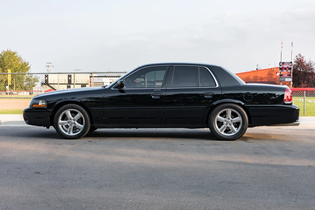 2003 Mercury Marauder - Image 9 of 31