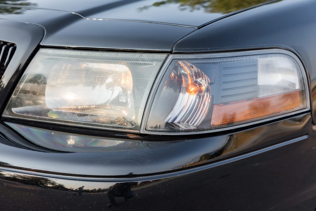 2003 Mercury Marauder - Image 12 of 31