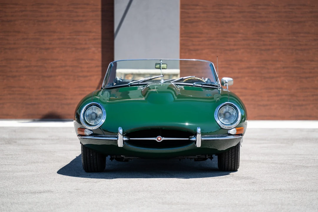 Jaguar Replica - Image 21 of 31