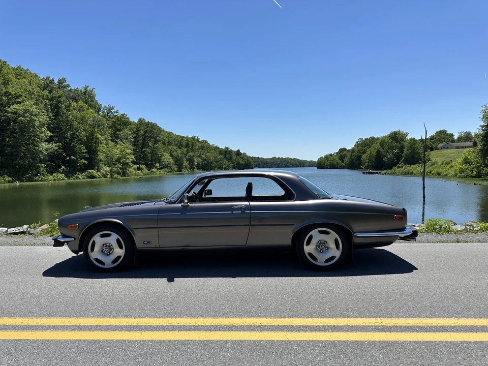 1977 Jaguar XJ Coupe - Image 21 of 31