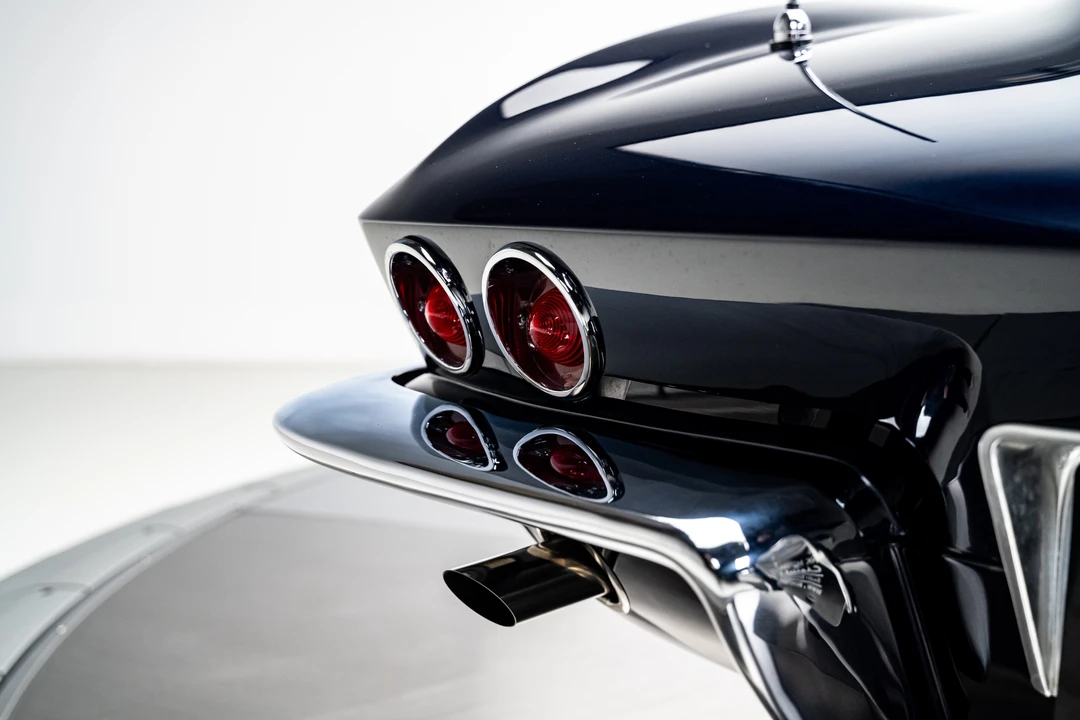 1963 Chevrolet Corvette C2 - Image 17 of 31