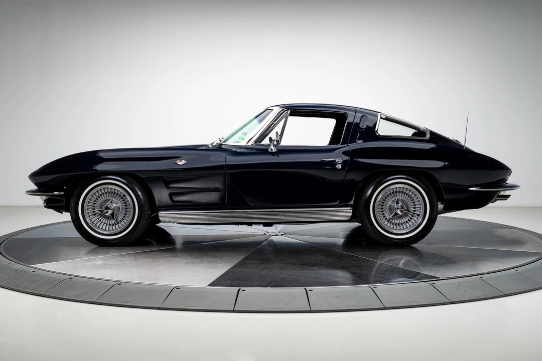 1963 Chevrolet Corvette C2 - Image 6 of 31