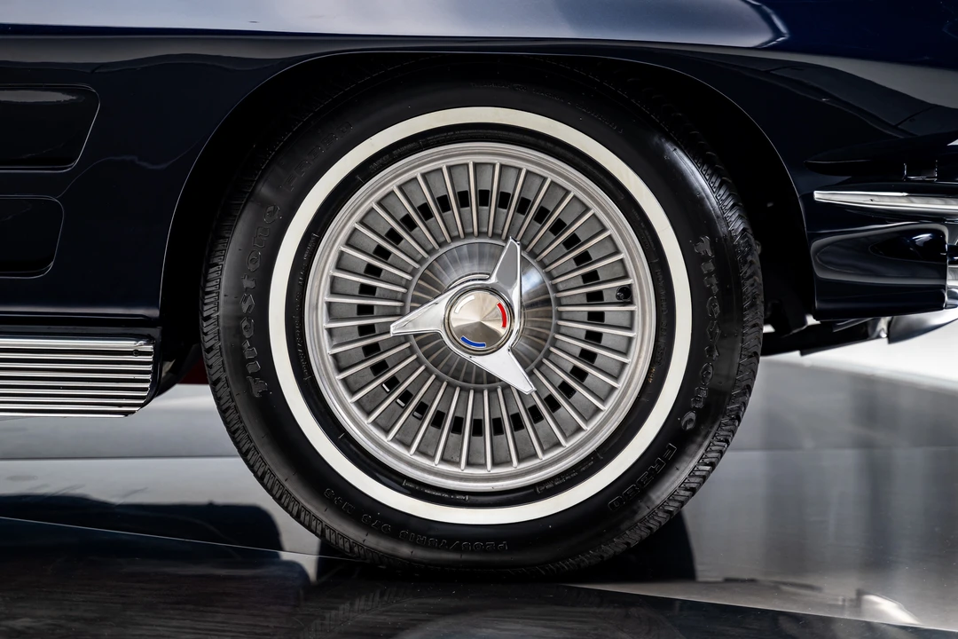 1963 Chevrolet Corvette C2 - Image 27 of 31