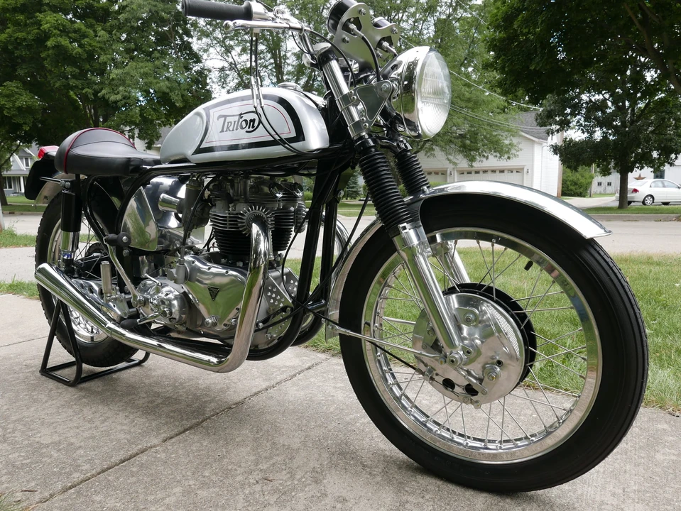 Triumph Tiger (Triumph Engineering) - Image 2 of 31