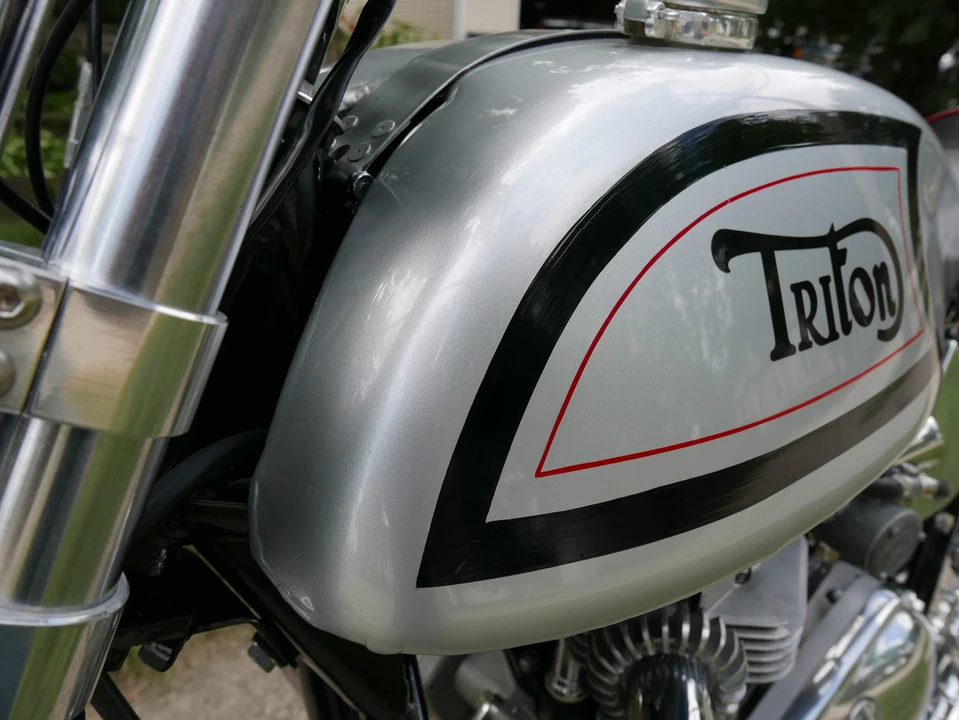 Triumph Tiger (Triumph Engineering) - Image 30 of 31
