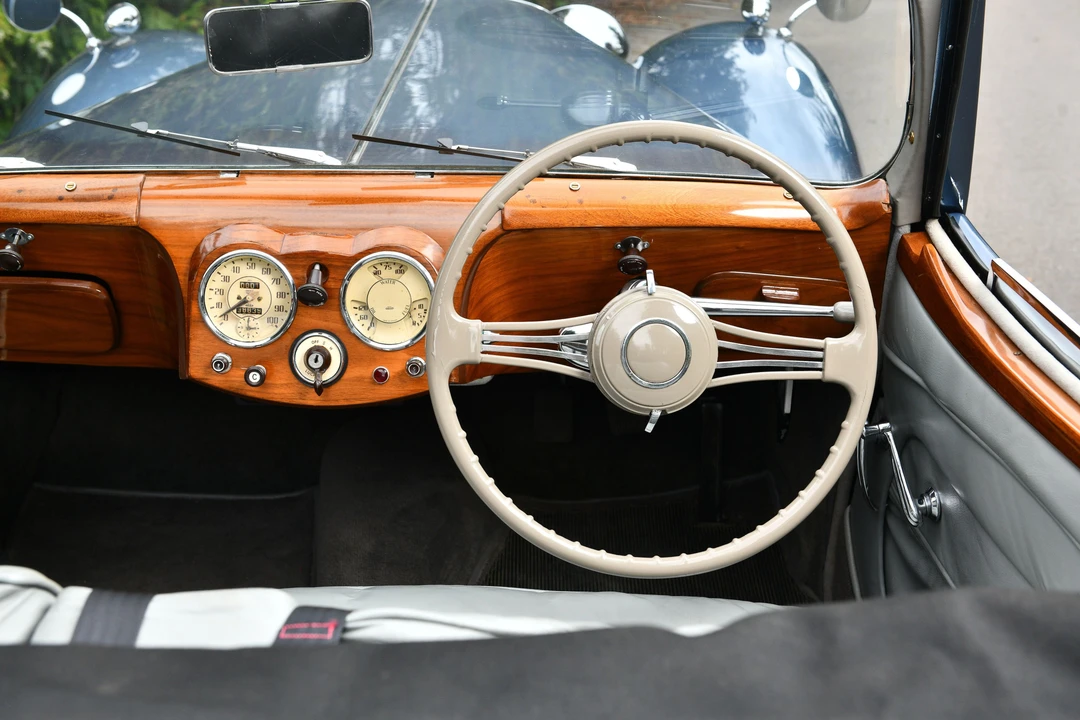 2000 Triumph 2000 Roadster - Image 11 of 31