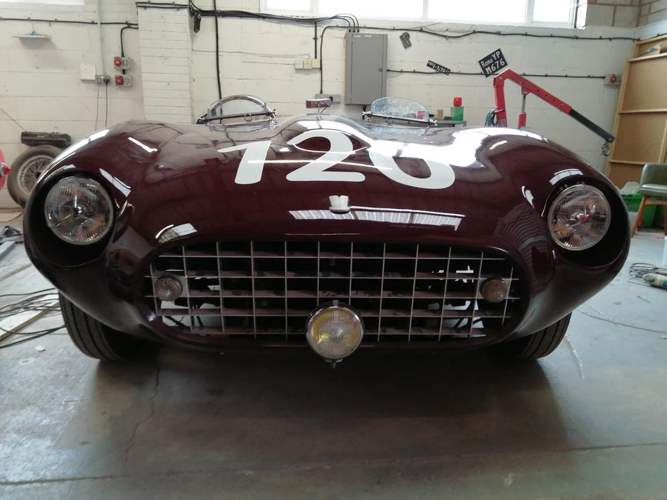 Triumph Roadster - Image 31 of 31