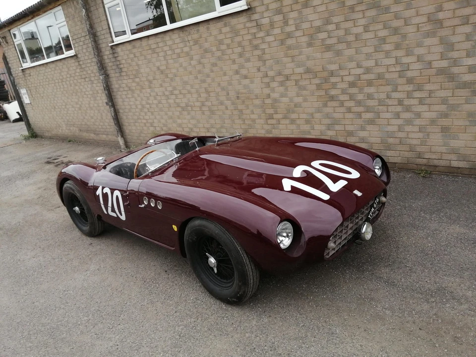 Triumph Roadster - Image 12 of 31