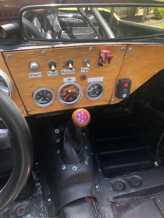 Triumph Spitfire - Image 19 of 31
