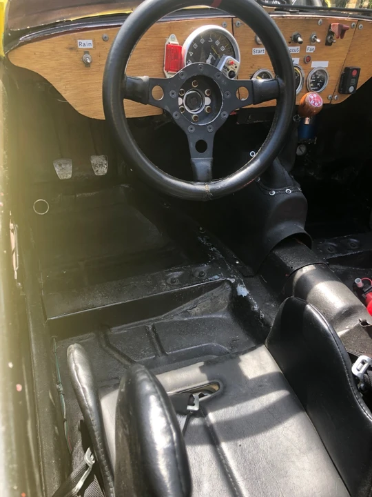Triumph Spitfire - Image 18 of 31