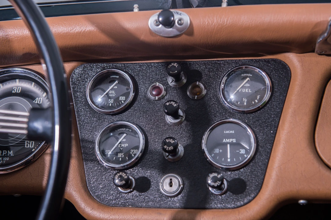 Triumph TR3A - Image 9 of 23