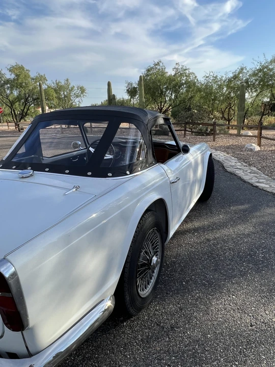 Triumph TR4 - Image 30 of 31