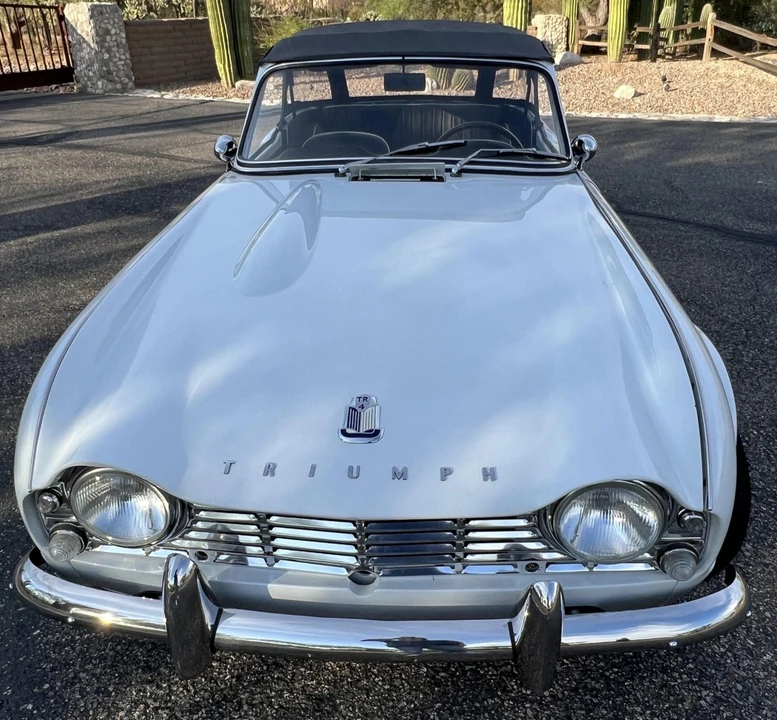 Triumph TR4 - Image 22 of 31