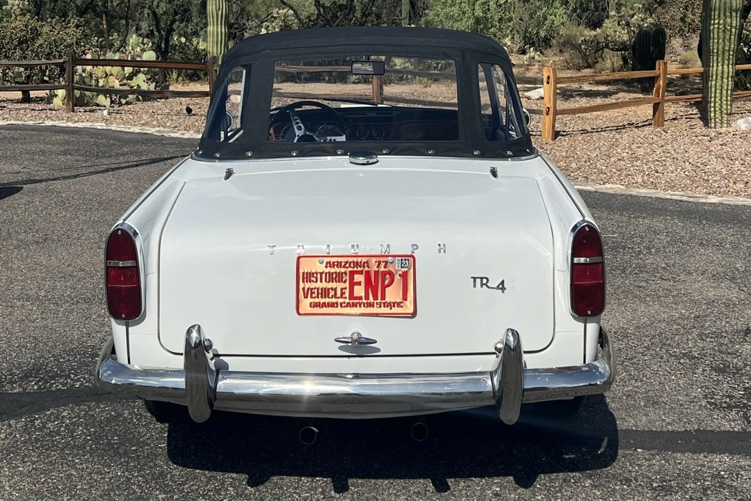 Triumph TR4 - Image 13 of 31