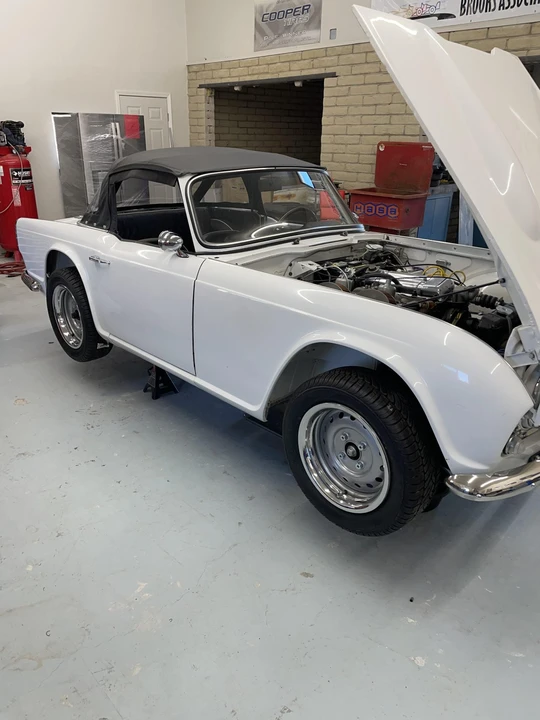Triumph TR4 - Image 25 of 31