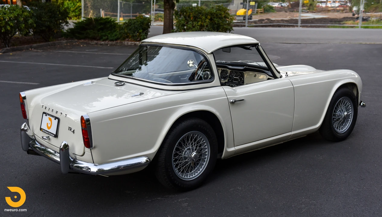 Triumph TR4A - Image 26 of 31
