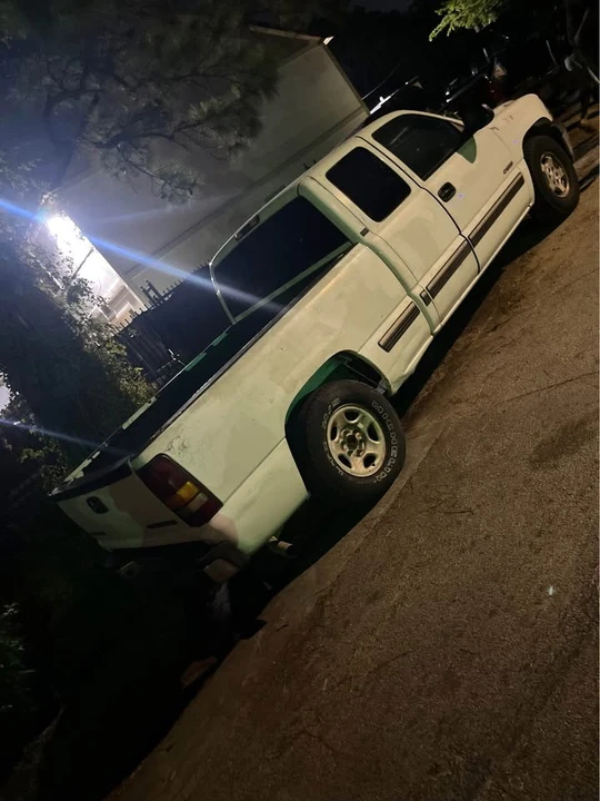2001 Chevrolet Silverado 1st Gen - Image 4 of 10