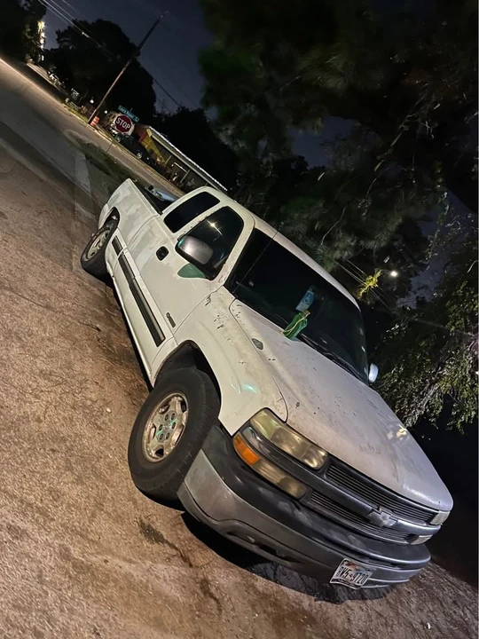 2001 Chevrolet Silverado 1st Gen - Image 3 of 10