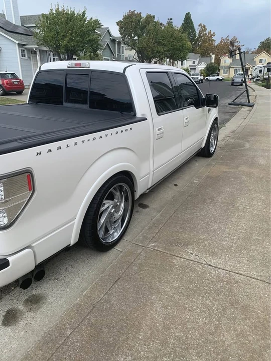 Ford F-150 10th Gen - Image 7 of 10