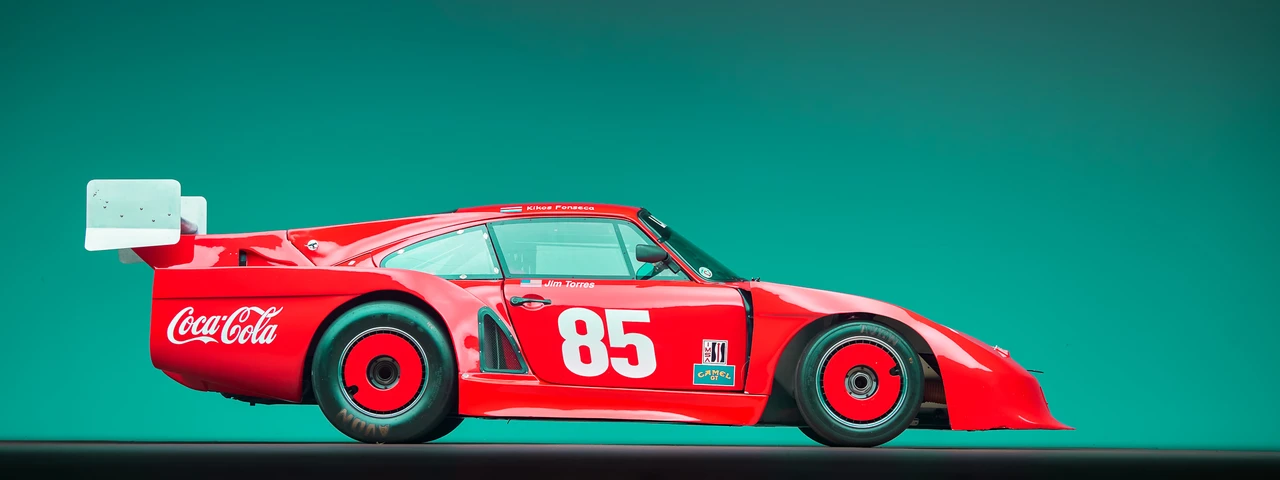 Porsche 934 & 935 - Image 16 of 31