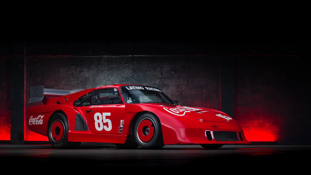 Porsche 934 & 935 - Image 3 of 31