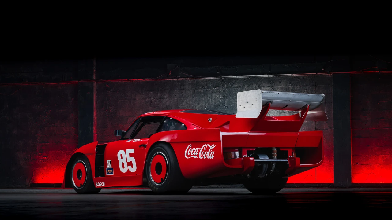 Porsche 934 & 935 - Image 9 of 31