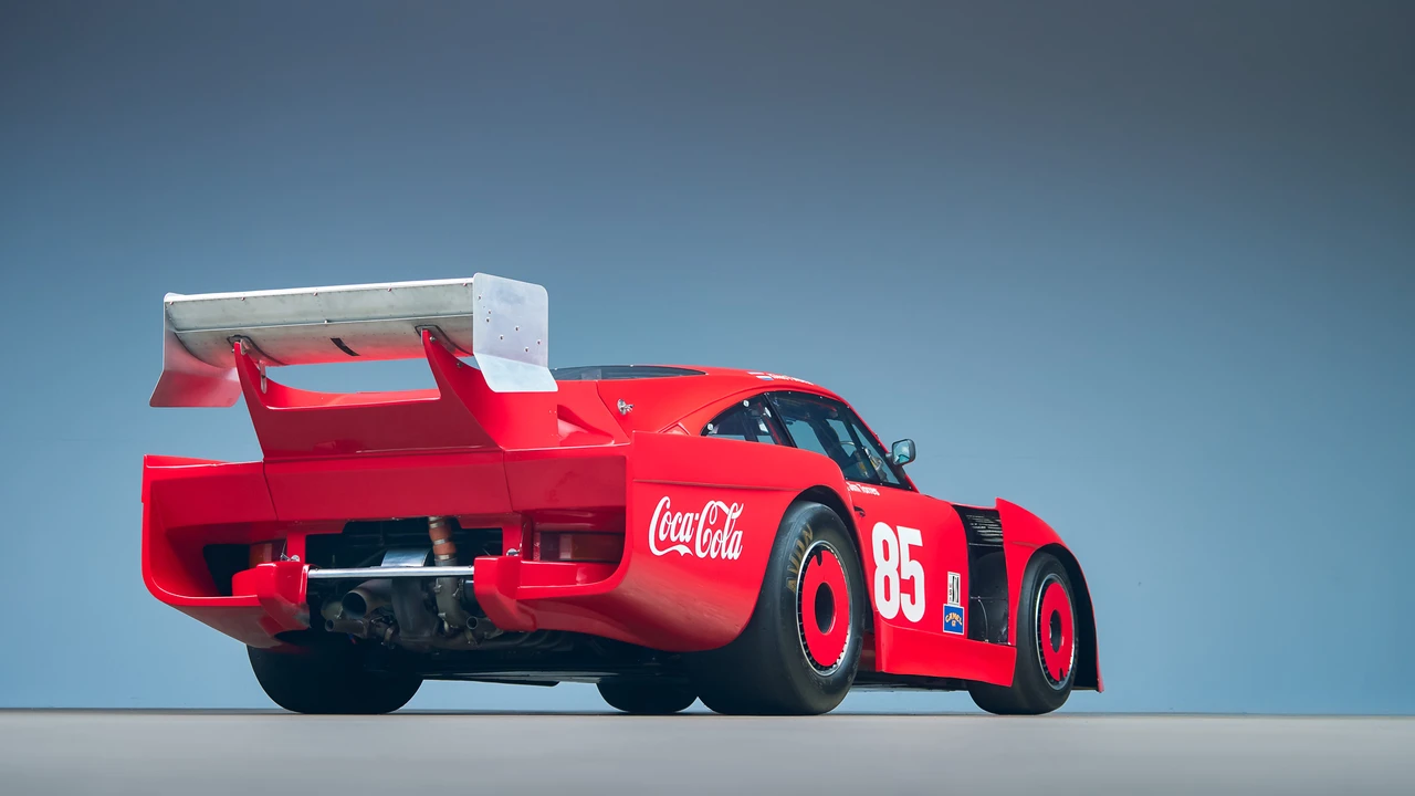 Porsche 934 & 935 - Image 26 of 31