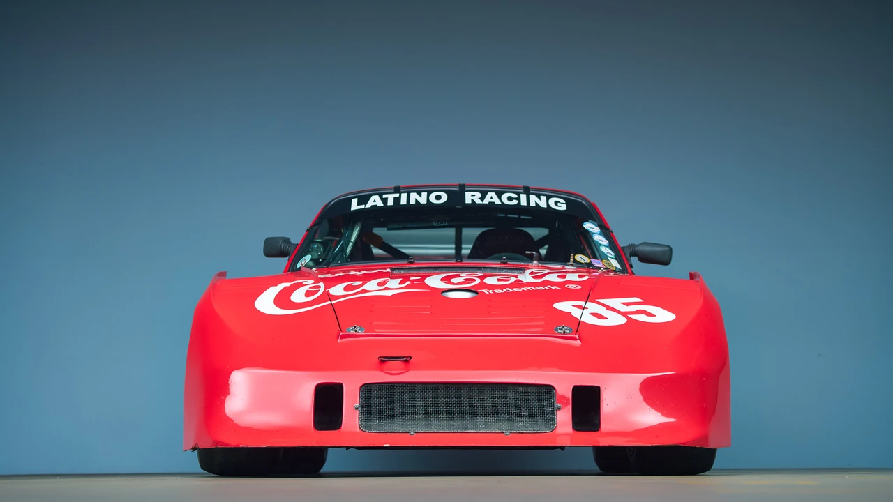 Porsche 934 & 935 - Image 18 of 31