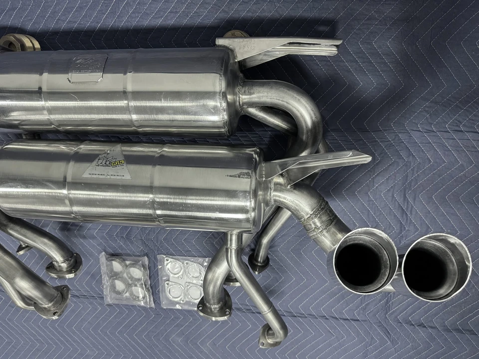 Parts & Memorabilia Mechanical Components - Image 18 of 31