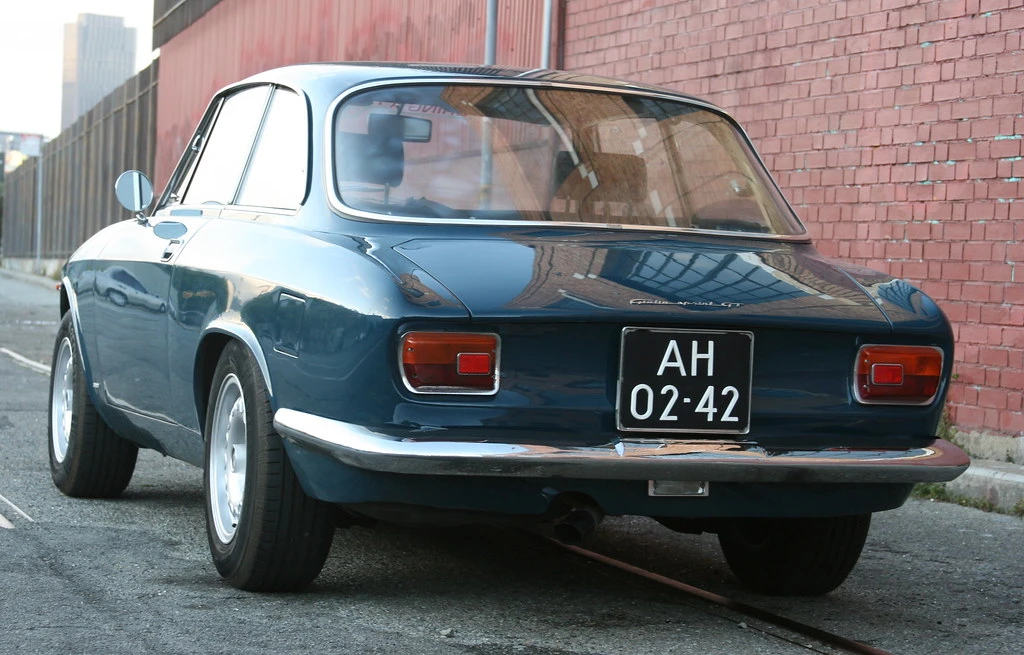 1964 Alfa Romeo Giulia Sprint GT - Image 8 of 31