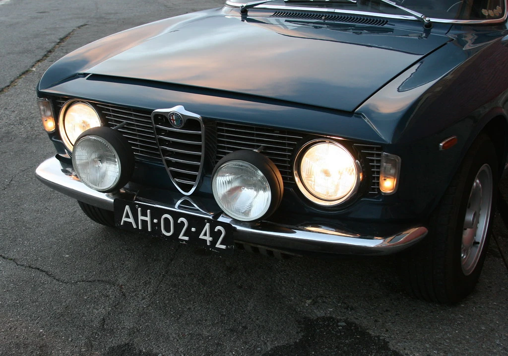 1964 Alfa Romeo Giulia Sprint GT - Image 11 of 31