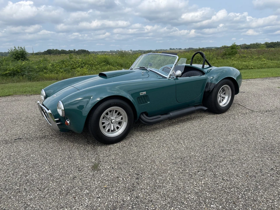 Shelby Cobra Replica - Image 5 of 31