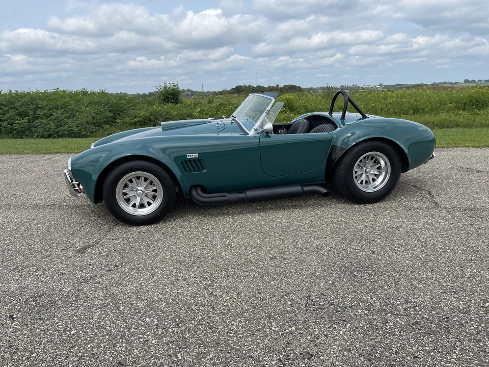 Shelby Cobra Replica - Image 2 of 31